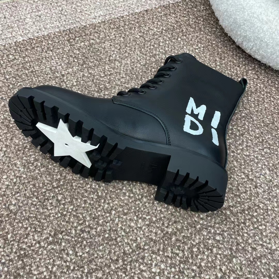 MISS DI0R高品質のレースアップ グラフィティ モーターサイクル ブーツ【50％割引+送料無料】