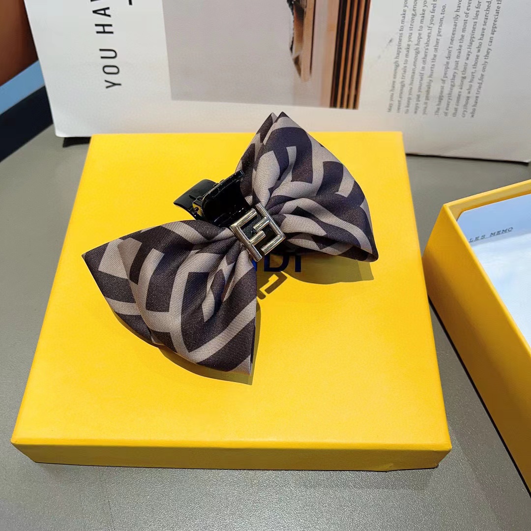 FEND1 FF ヘアクリップ【50％割引+送料無料】