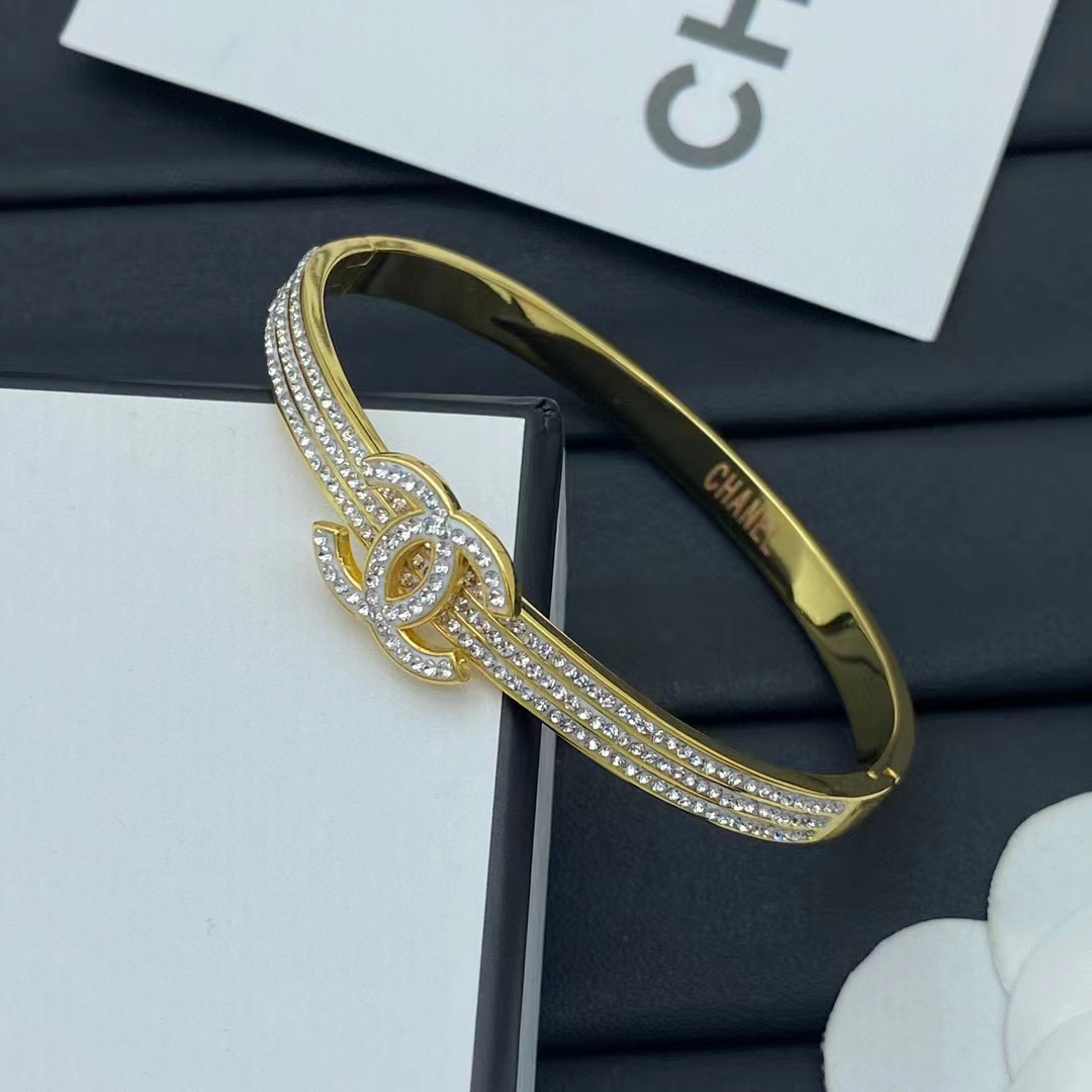 CHANE1 ダブルC ダイヤモンド ブレスレット【50％割引+送料無料】