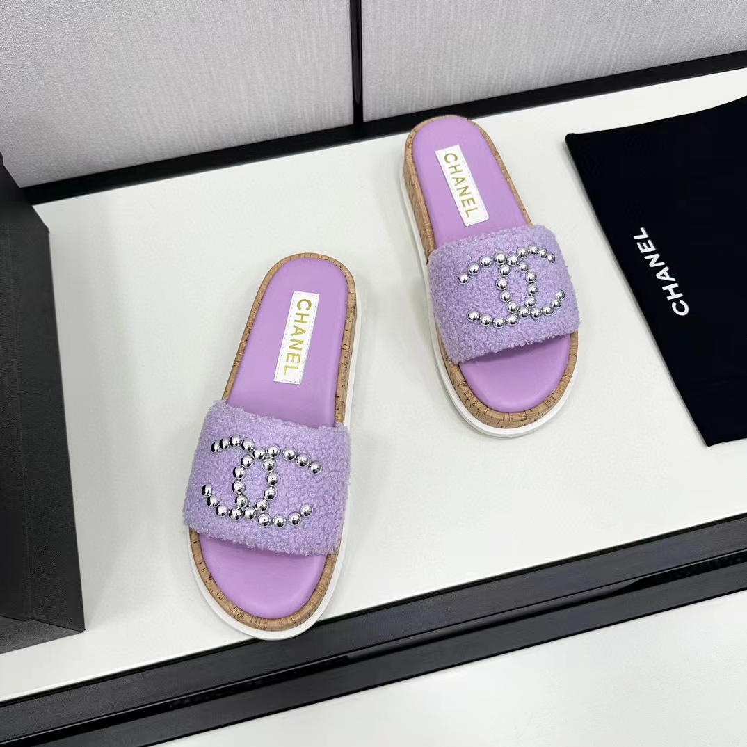 CHANE1 高品質 ダブル C ラージロゴ スリッパ【50％割引+送料無料】