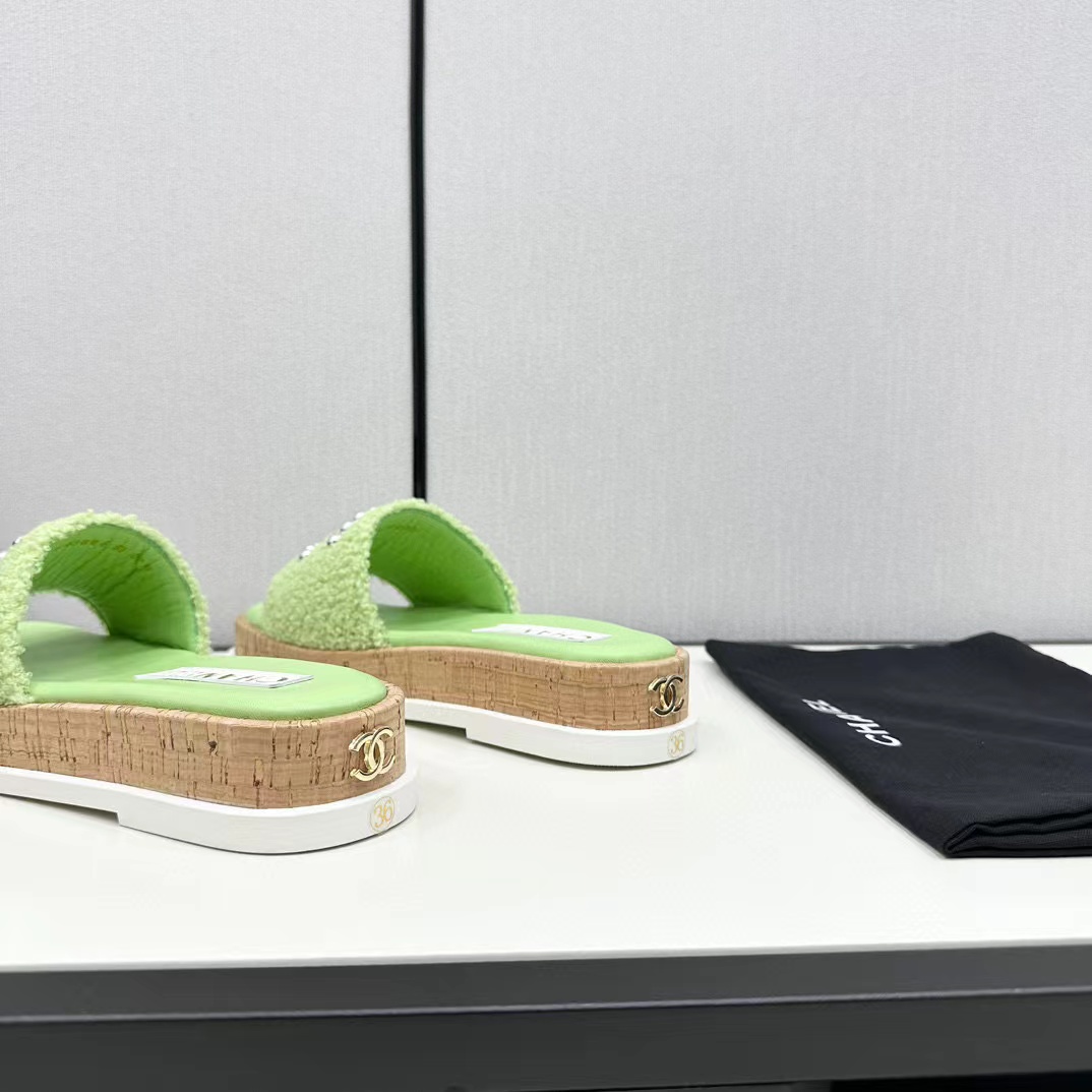 CHANE1 高品質 ダブル C ラージロゴ スリッパ【50％割引+送料無料】