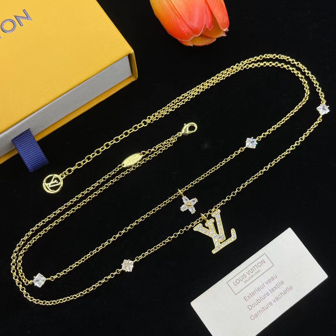 LV 四つ葉のクローバー 二層ネックレス【50％割引+送料無料】