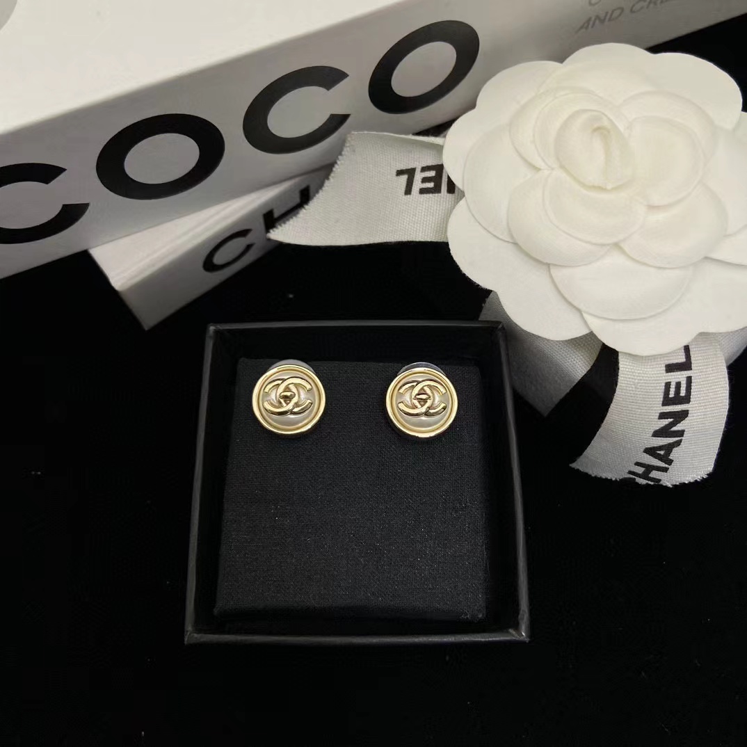 CHANE1 ラウンド ダブルC パール イヤリング【50％割引+送料無料】