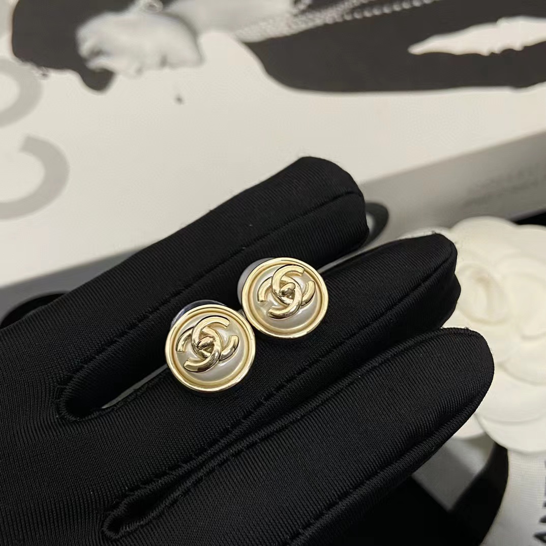 CHANE1 ラウンド ダブルC パール イヤリング【50％割引+送料無料】