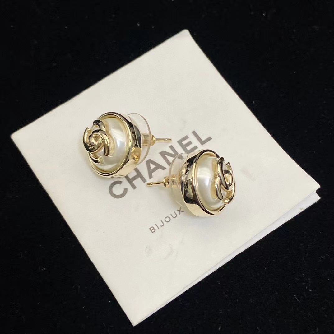CHANE1 ラウンド ダブルC パール イヤリング【50％割引+送料無料】