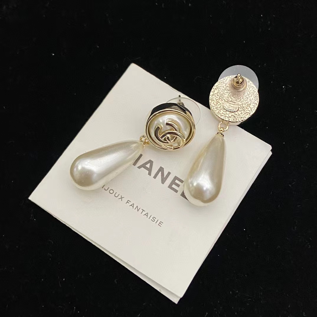 CHANE1 ラウンド ダブル C パール ペンダント イヤリング【50％割引+送料無料】