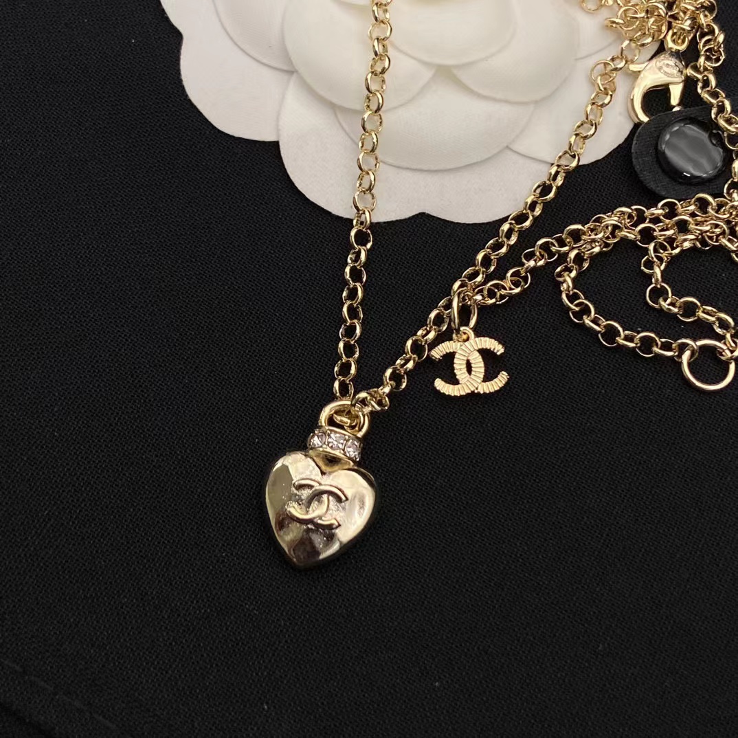 CHANE1 ダブルC ピーチハート シンプルネックレス【50％割引+送料無料】