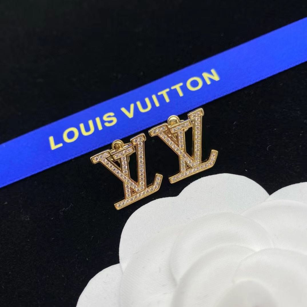 LV シンプルダイヤモンドスタッドピアス【50％割引+送料無料】