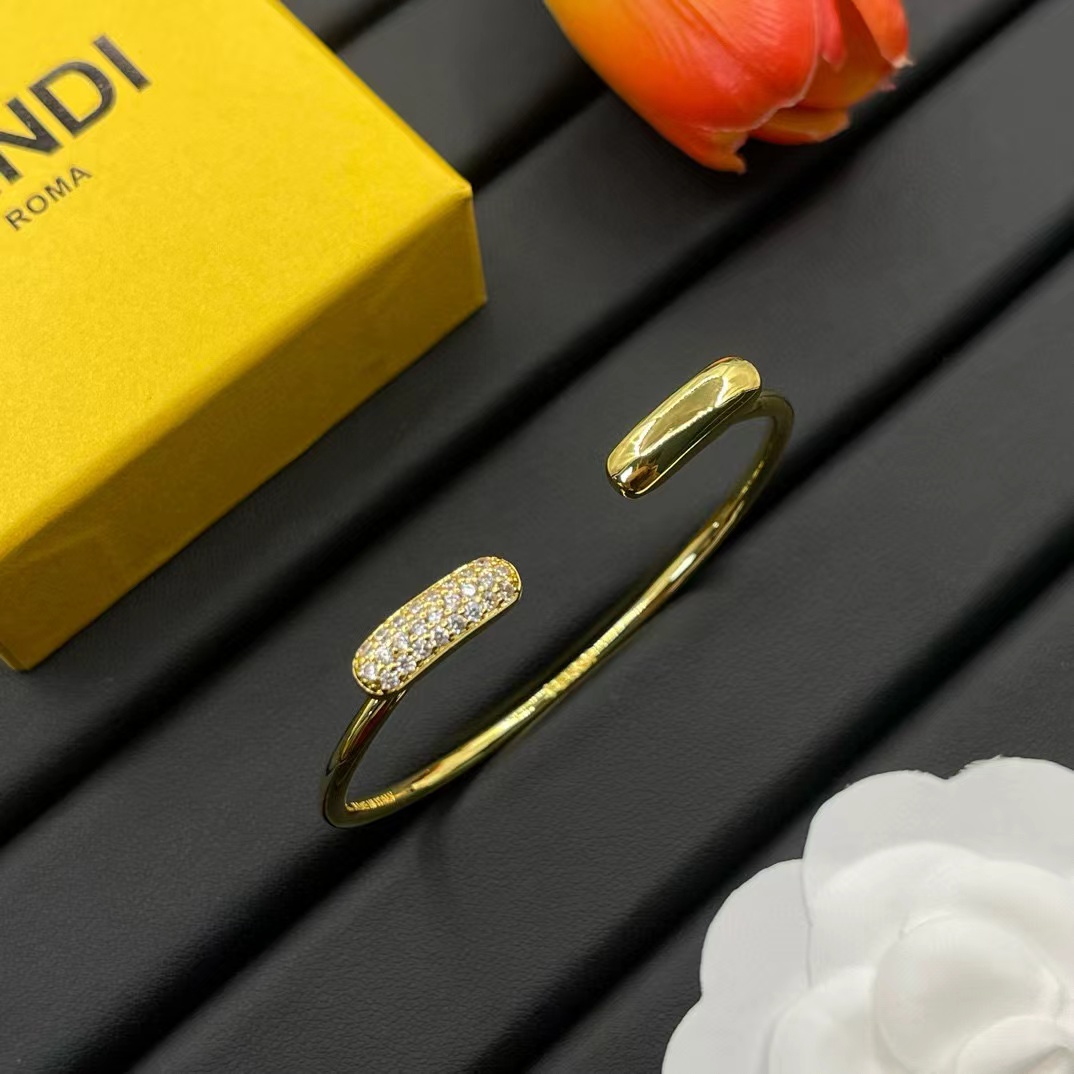 FEND1 ダイヤモンド シンプル ブレスレット【50％割引+送料無料】