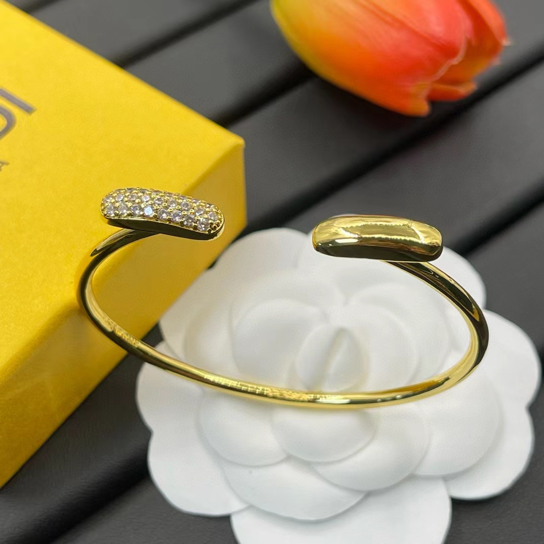 FEND1 ダイヤモンド シンプル ブレスレット【50％割引+送料無料】