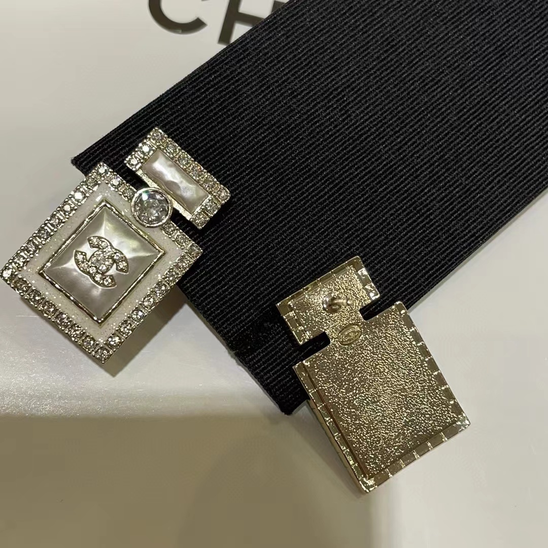 CHANE1 香水ボトル ダブル C ダイヤモンド スタッド ピアス【50％割引+送料無料】