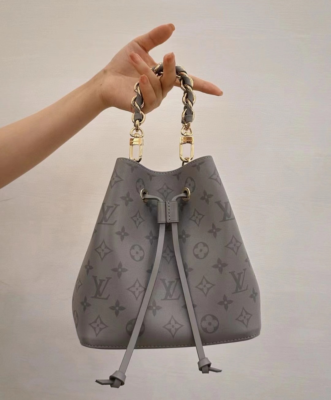 LV プリント グレー バケット バッグ【50％割引+送料無料】
