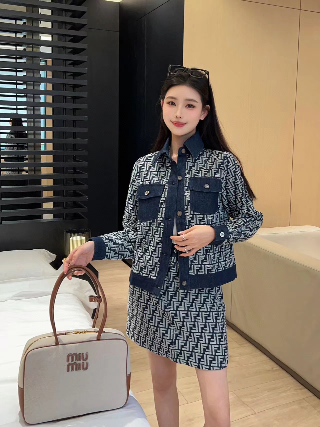 FEND1 高級デニムジャケット+スカート2点セット【50％割引+送料無料】