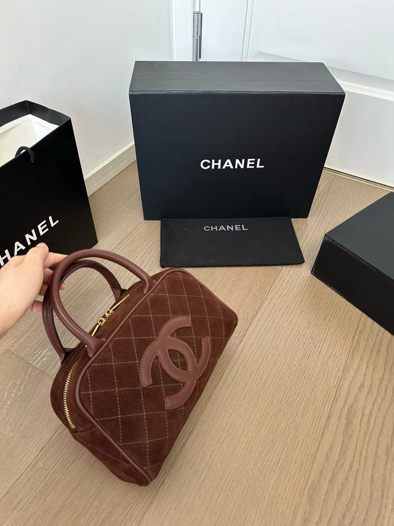 CHANE1 ヌバックレザー ボウリングバッグ【50％割引+送料無料】