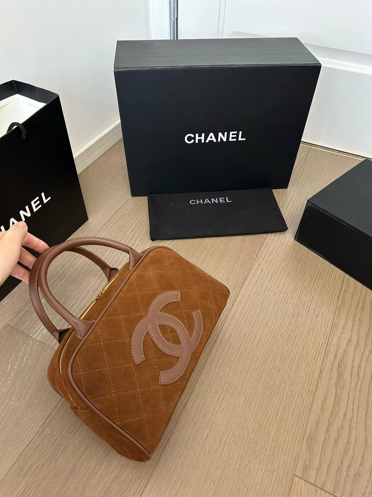 CHANE1 ヌバックレザー ボウリングバッグ【50％割引+送料無料】