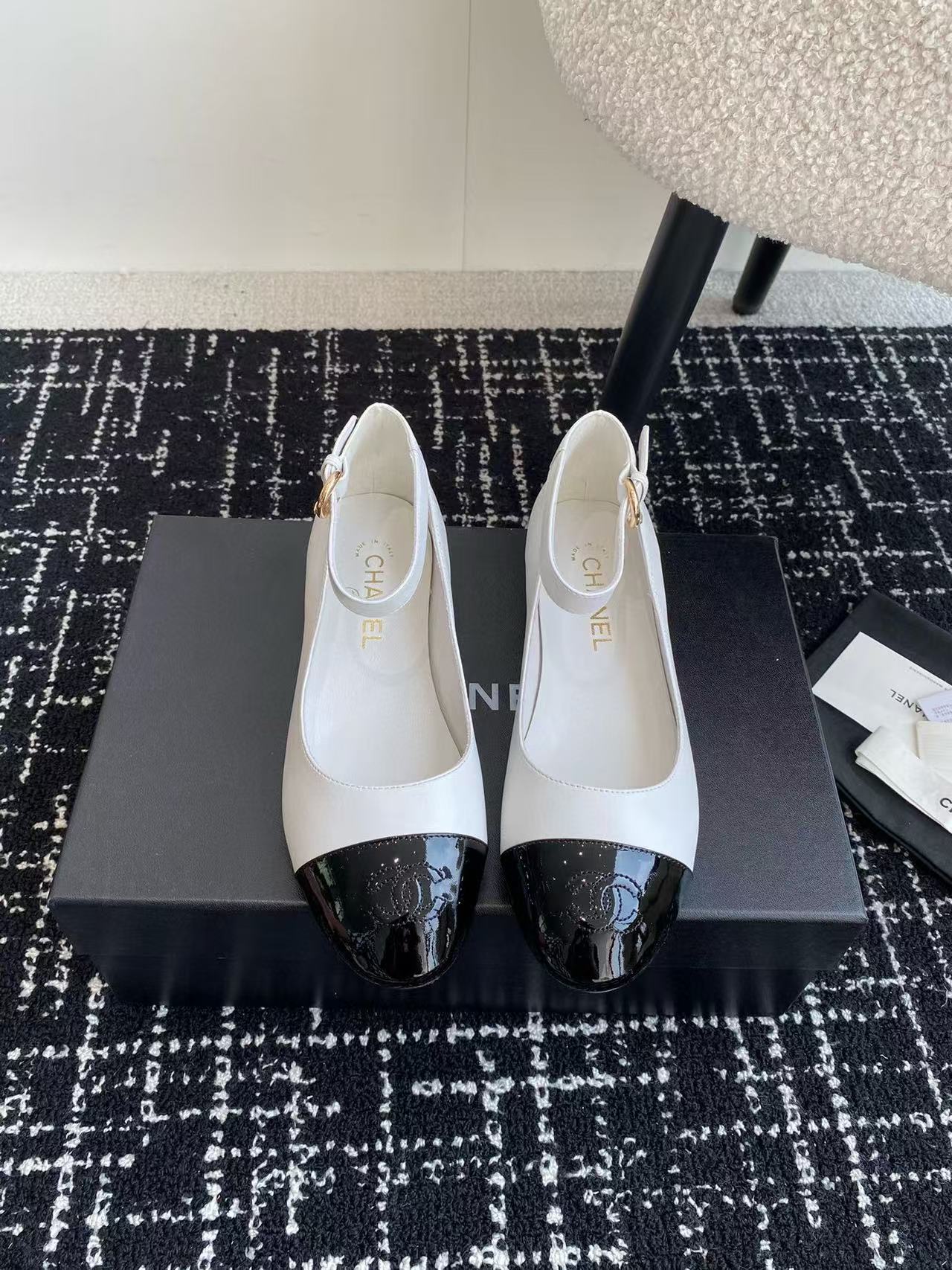 CHANE1 高品質ダブル C フラットシューズ【50％割引+送料無料】