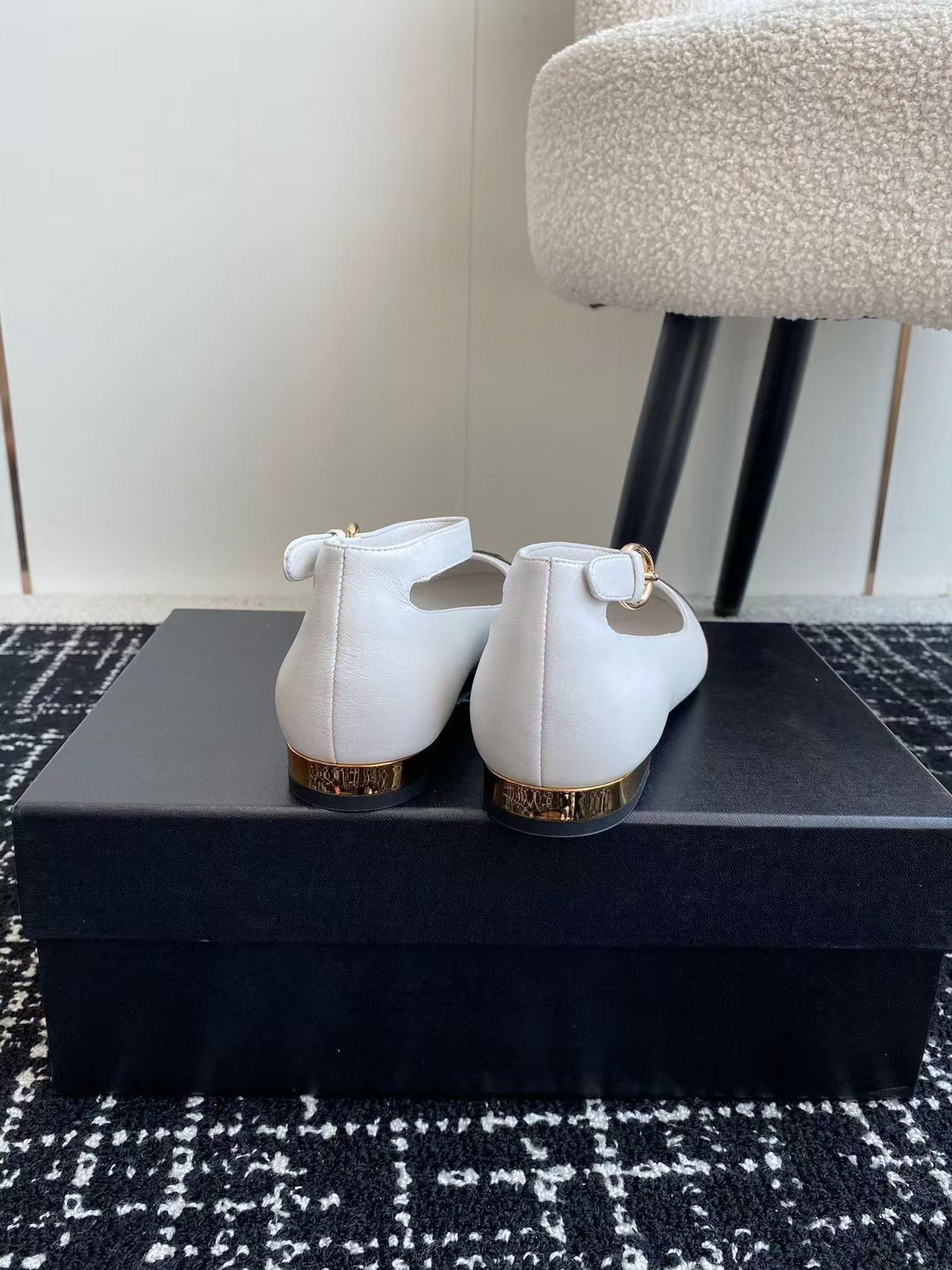 CHANE1 高品質ダブル C フラットシューズ【50％割引+送料無料】