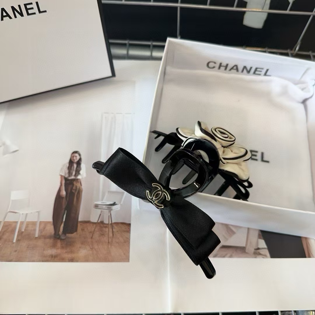 CHANE1 AB 両面ヘアクリップ【50％割引+送料無料】