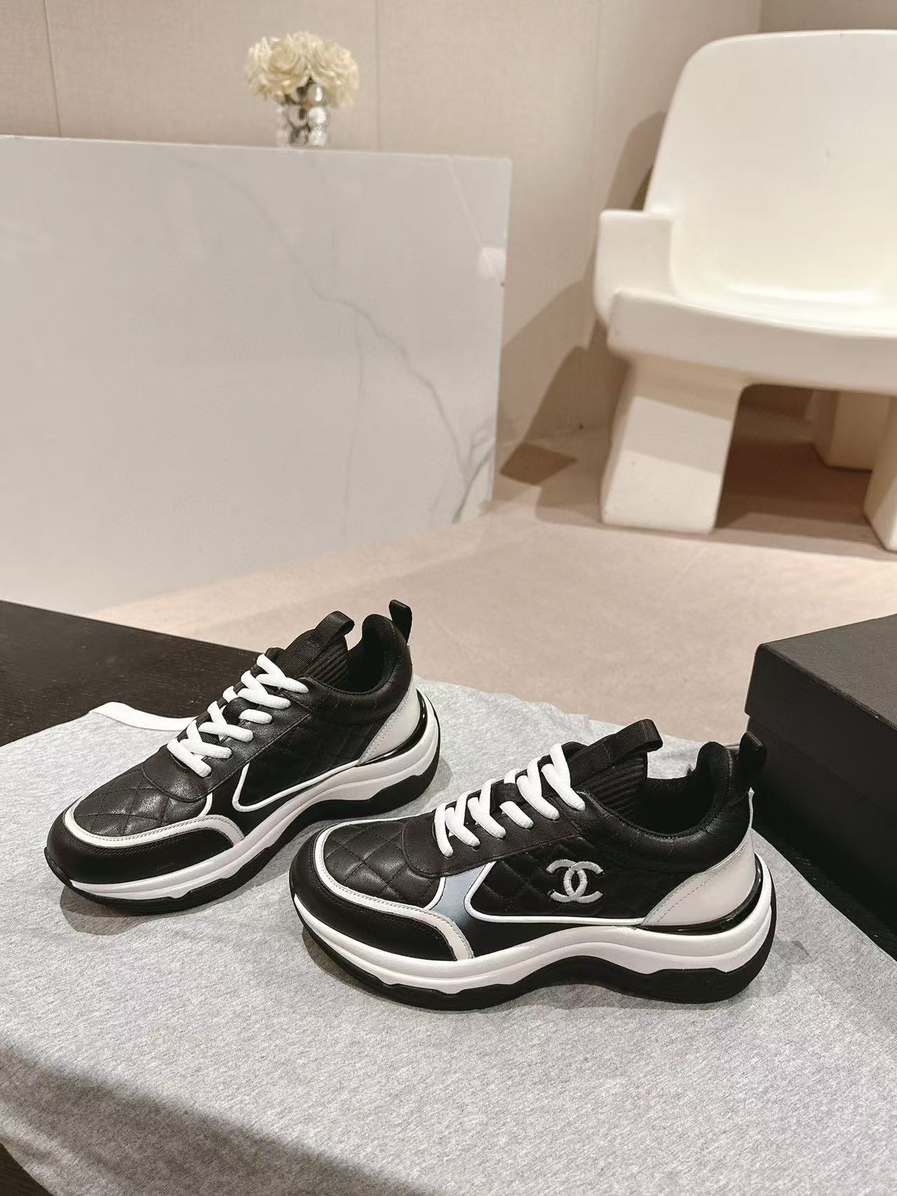 CHANE1 高品質ダブル C ロゴ パンダ カジュアル シューズ【50％割引+送料無料】