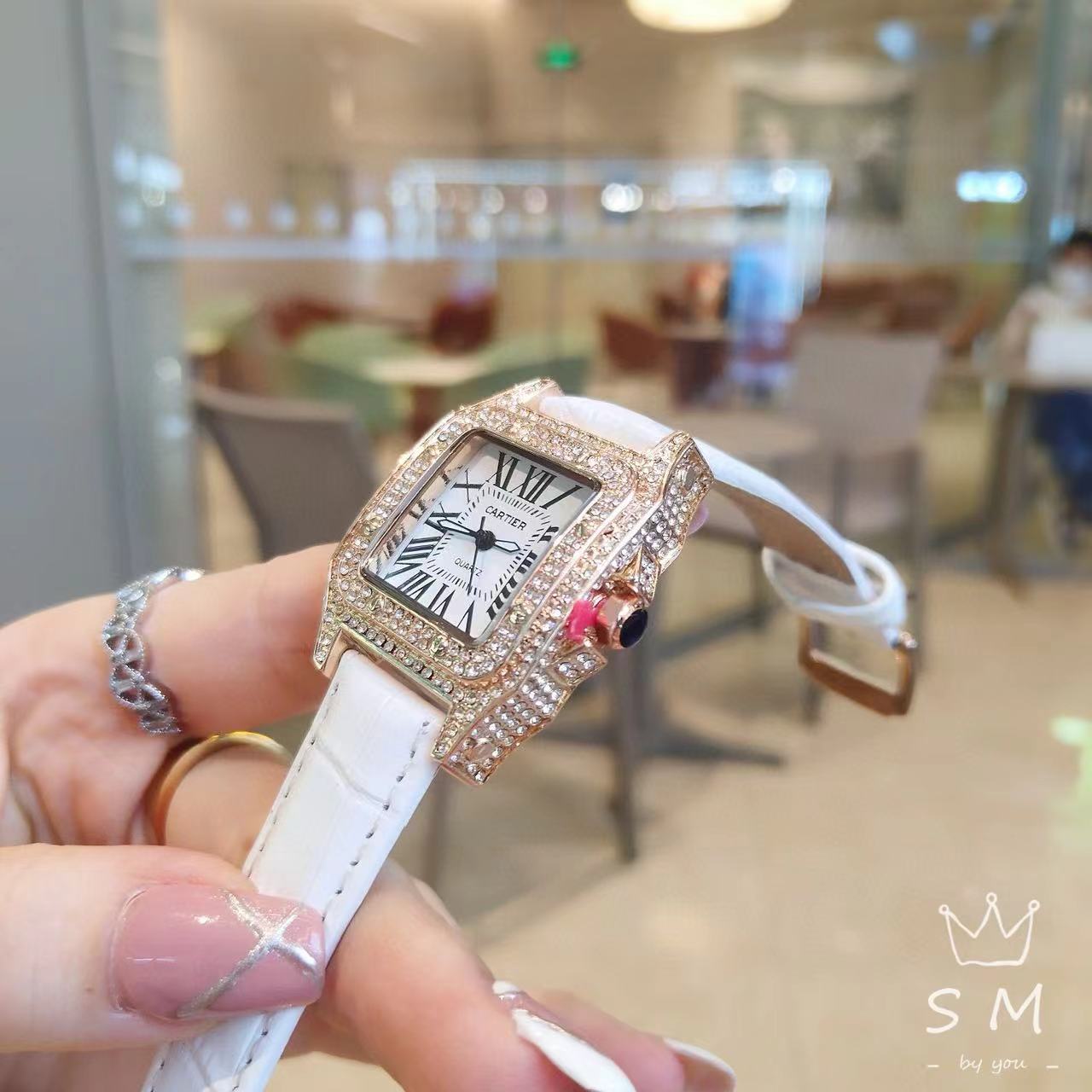 CART1ER 3連ダイヤモンド レディースウォッチ【50％割引+送料無料】