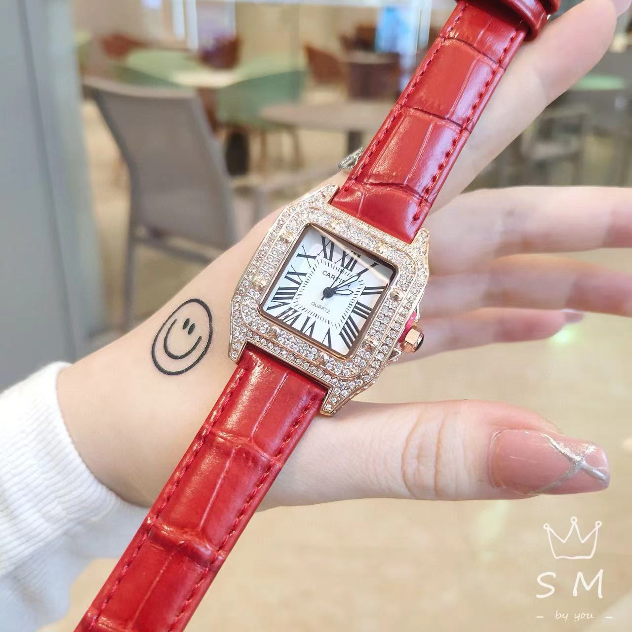 CART1ER 3連ダイヤモンド レディースウォッチ【50％割引+送料無料】