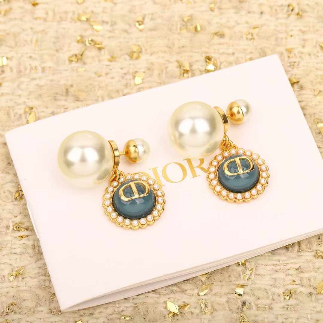 DI0R CD ラウンド パール スタッド ピアス【50％割引+送料無料】