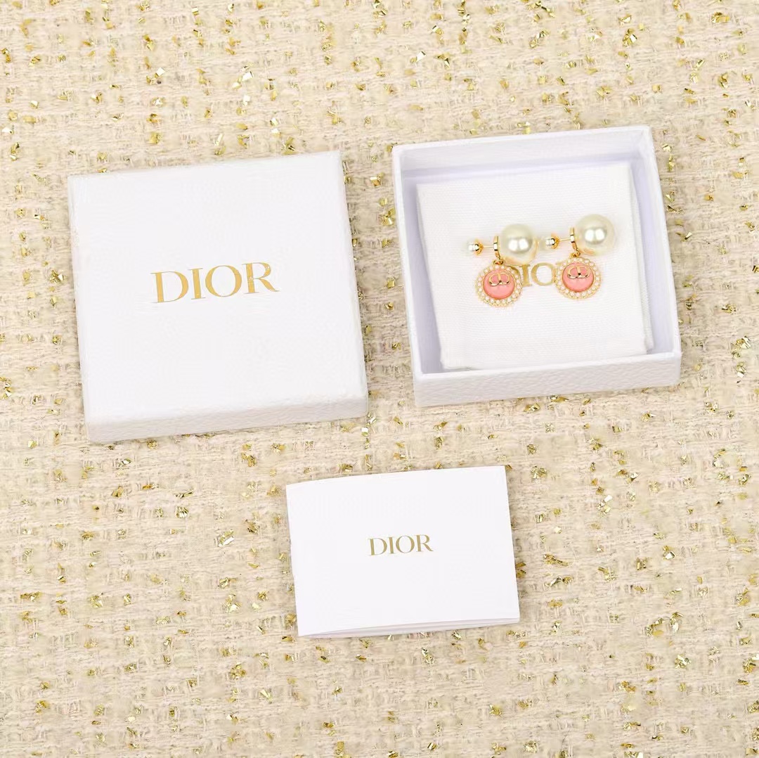 DI0R CD ラウンド パール スタッド ピアス【50％割引+送料無料】