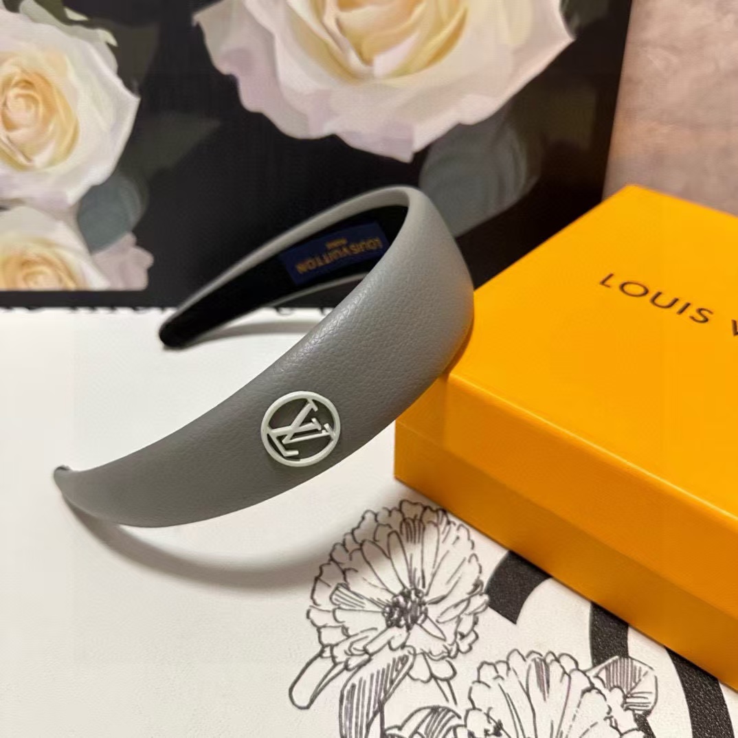 LV シンプルロゴ カチューシャ【50％割引+送料無料】