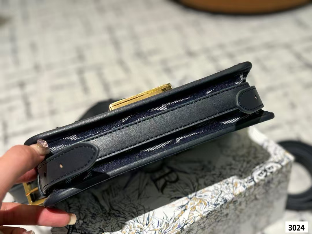 DI0R MISS脇の下のバッグ【50％割引+送料無料】