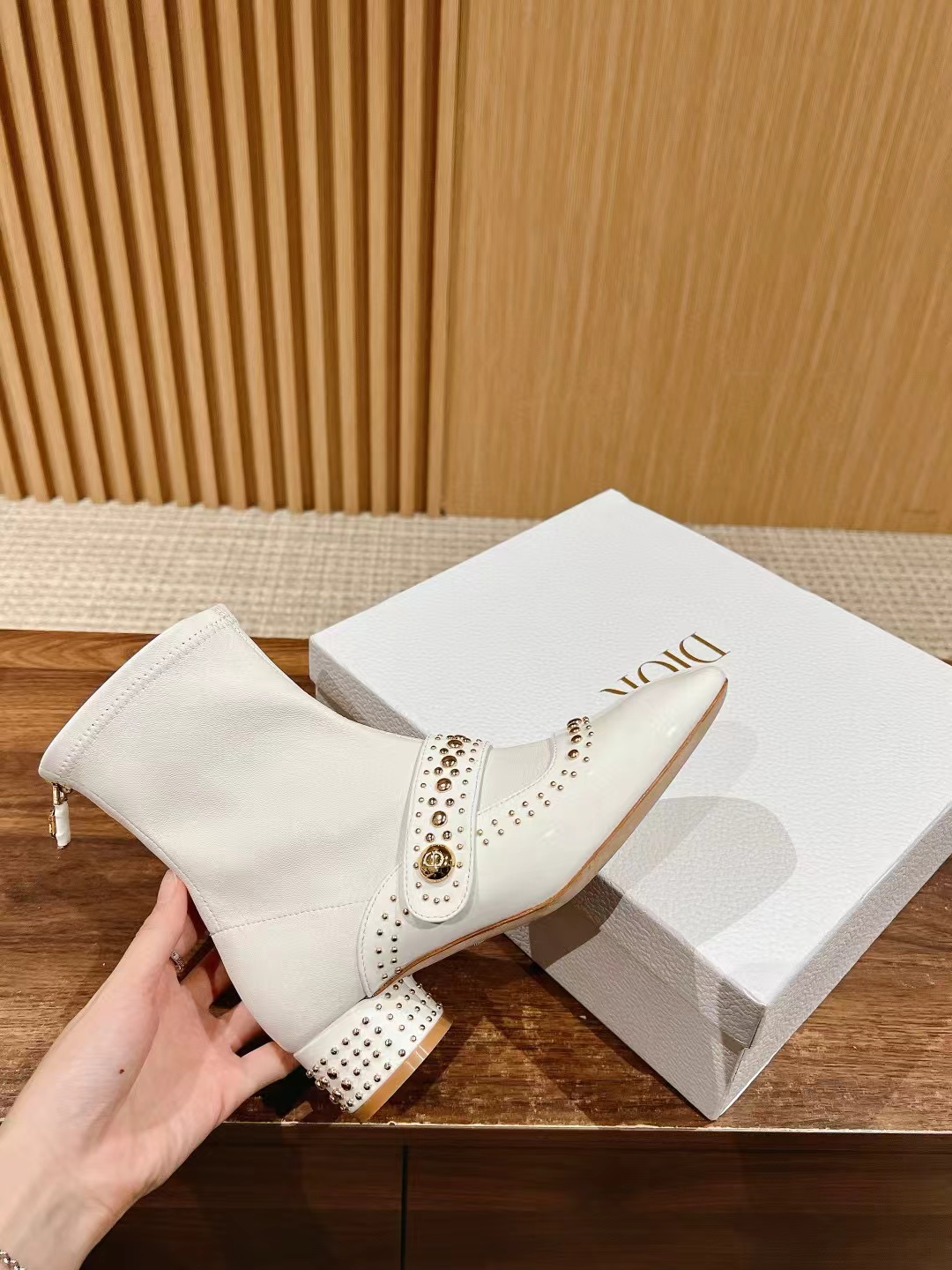 DI0R 高品質 CD ロゴ ビーズ ジッパー ブーツ【50％割引+送料無料】