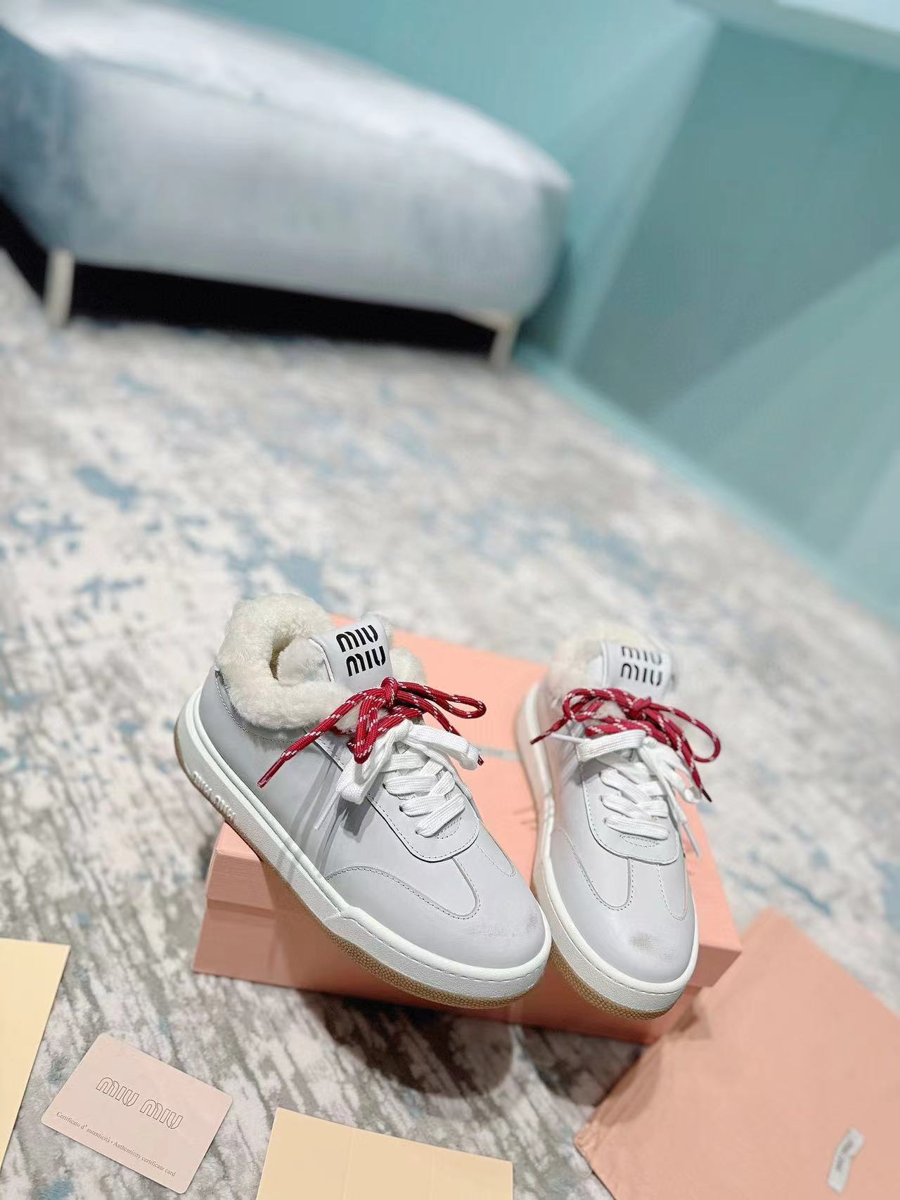 M1UM1U 高品質ラムウールカジュアルシューズ【50％割引+送料無料】