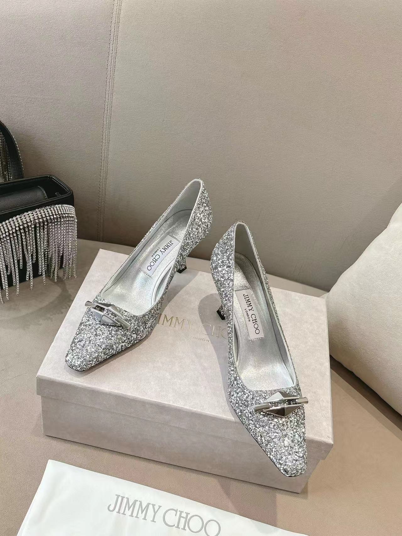 jimmycho0 高品質メタルバックルハイヒール【50％割引+送料無料】