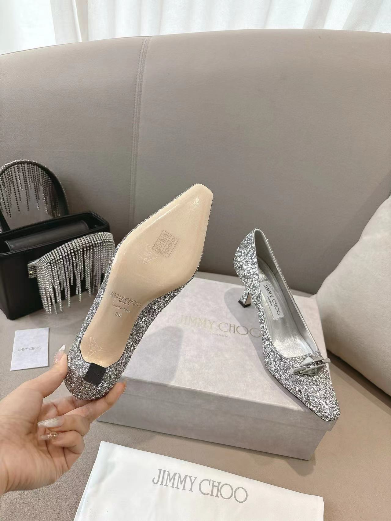 jimmycho0 高品質メタルバックルハイヒール【50％割引+送料無料】