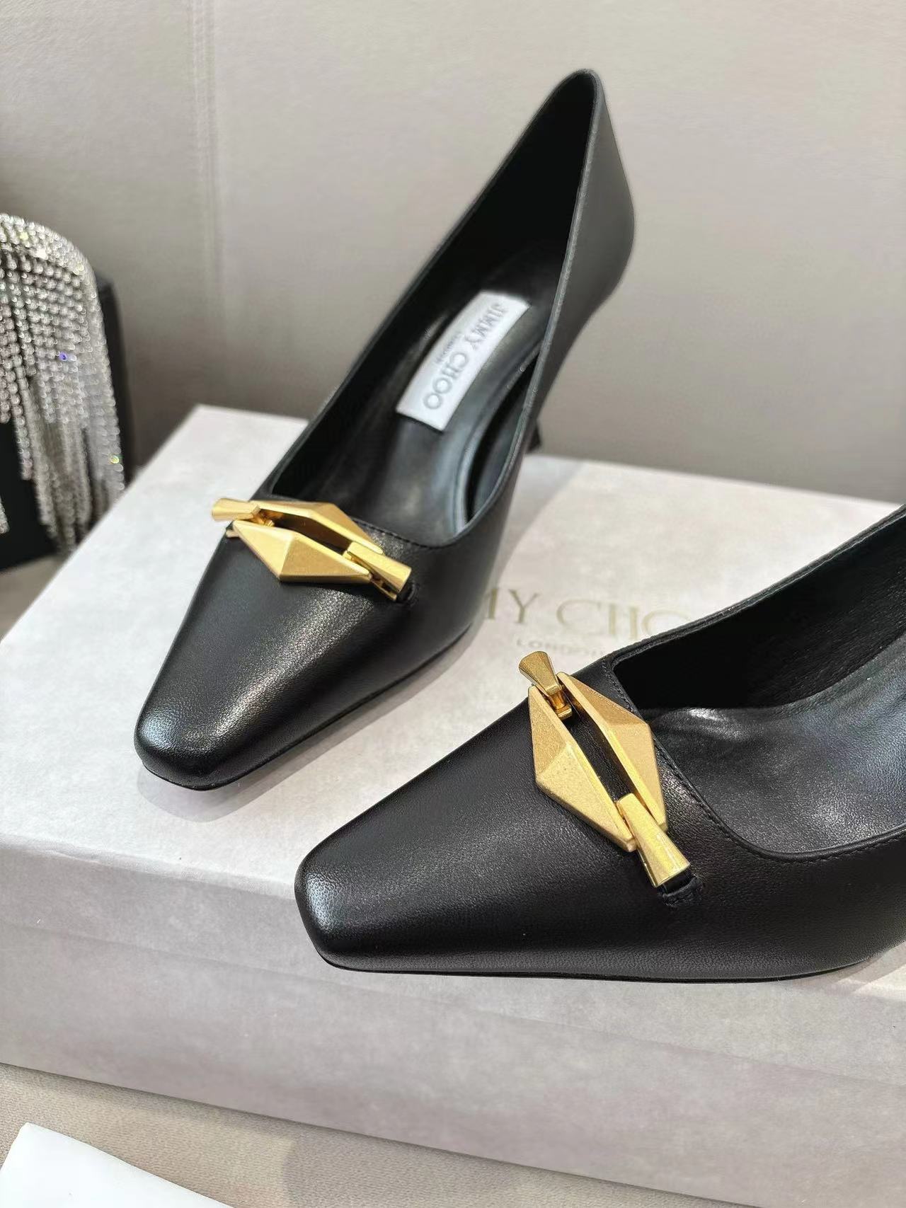 jimmycho0 高品質メタルバックルハイヒール【50％割引+送料無料】