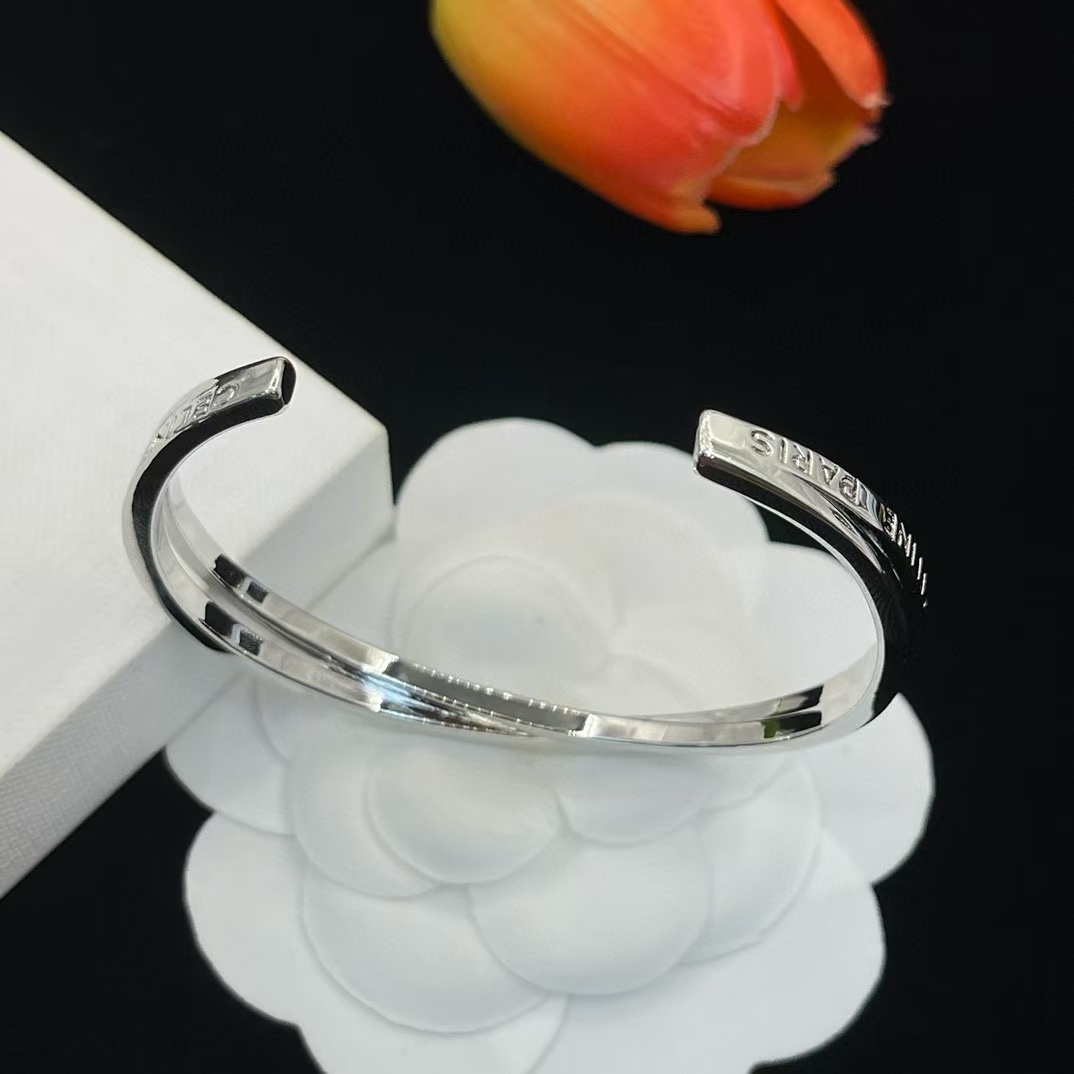 CEL1NE シンプルブレスレット【50％割引+送料無料】