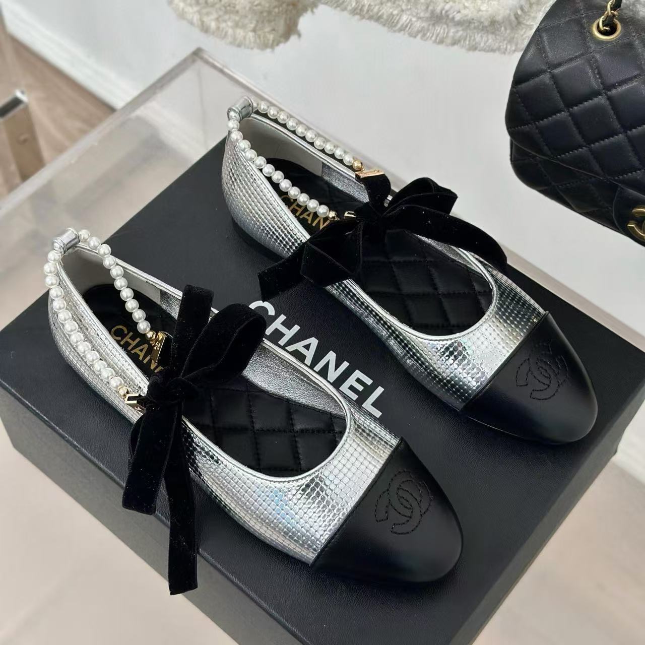 CHANE1 高品質カラーブロックパールフラットシューズ【50％割引+送料無料】