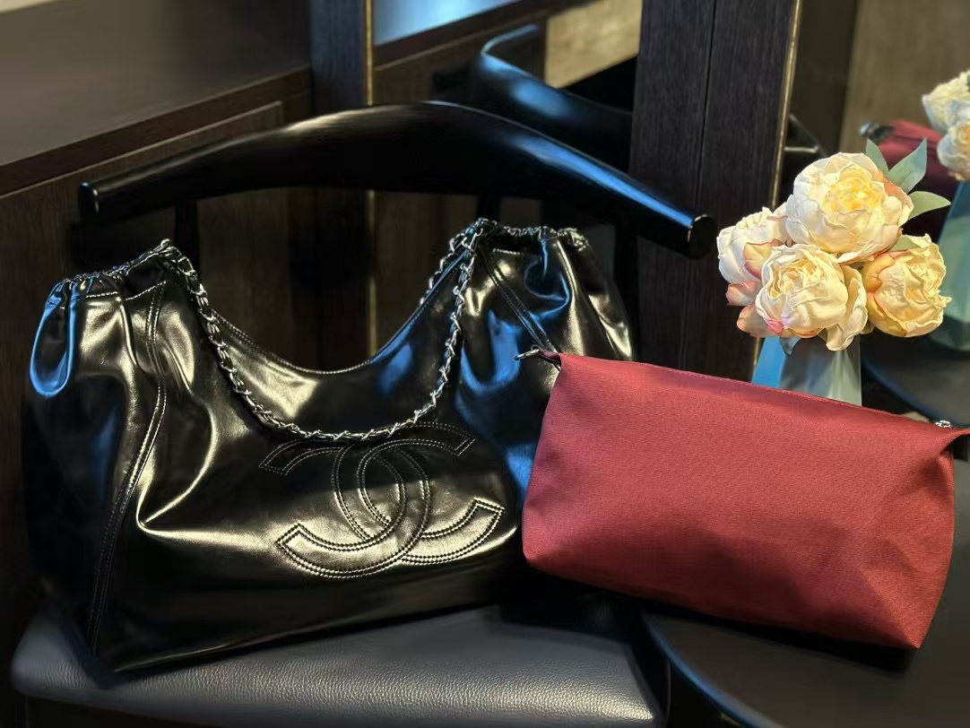 CHANE1 刺繍大ロゴチェーンショッピングバッグ【 50％割引+送料無料】