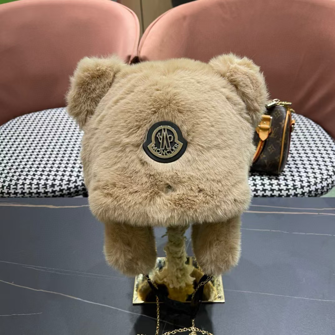 Monclerぬいぐるみのクマの耳保護帽子【 50％割引+送料無料】