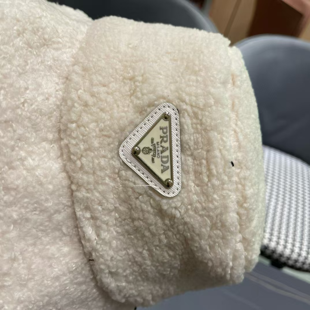 PR4DA 刺繍入りレタード ラムウール バケット ハット【 50％割引+送料無料】