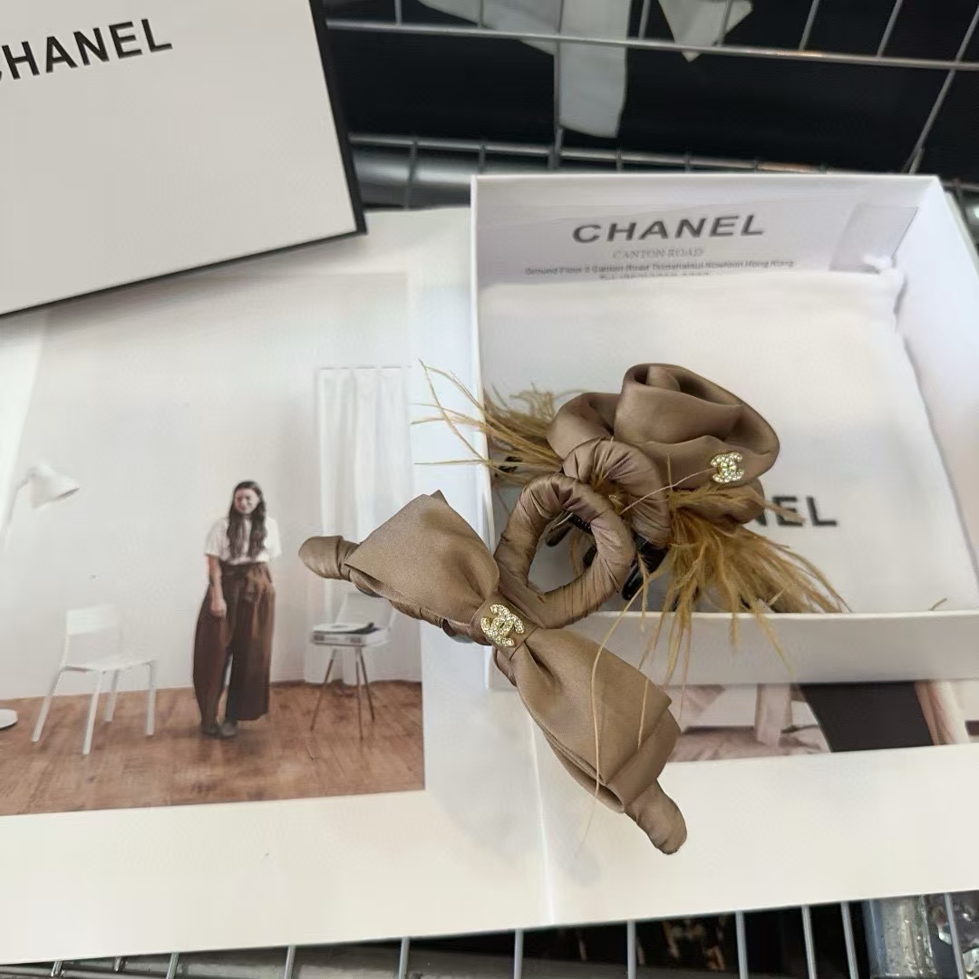 CHANE1 AB 両面ヘアクリップ【 50％割引+送料無料】