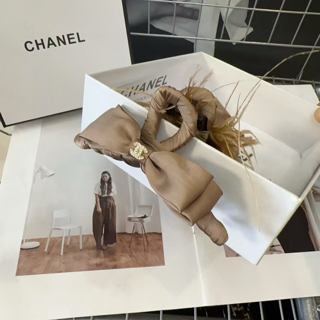 CHANE1 AB 両面ヘアクリップ【 50％割引+送料無料】