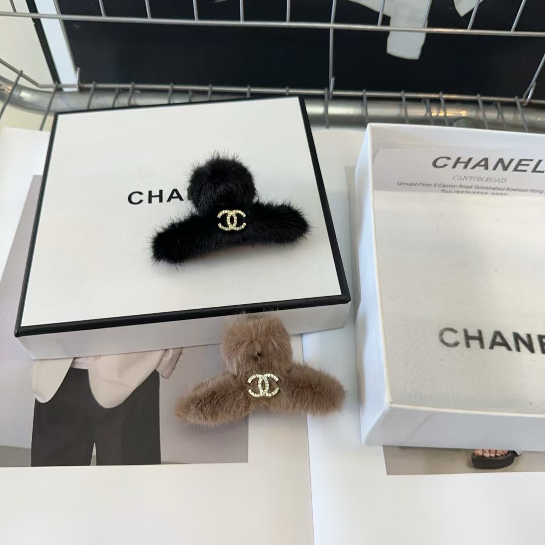 CHANE1 ダブルC ぬいぐるみ ヘアクリップ【 50％割引+送料無料】