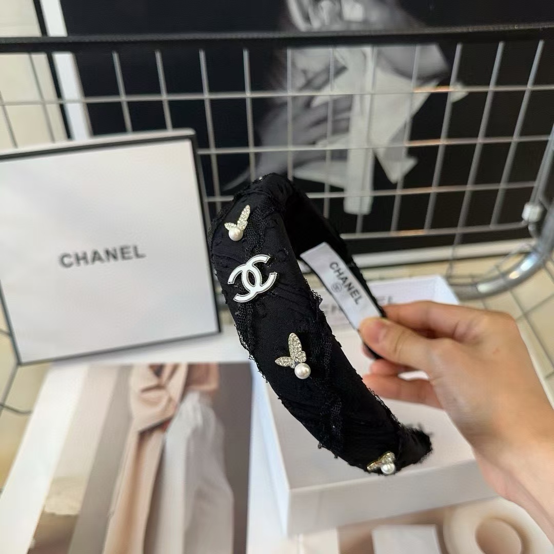 CHANE1 ダブル C バタフライ パール カチューシャ【 50％割引+送料無料】