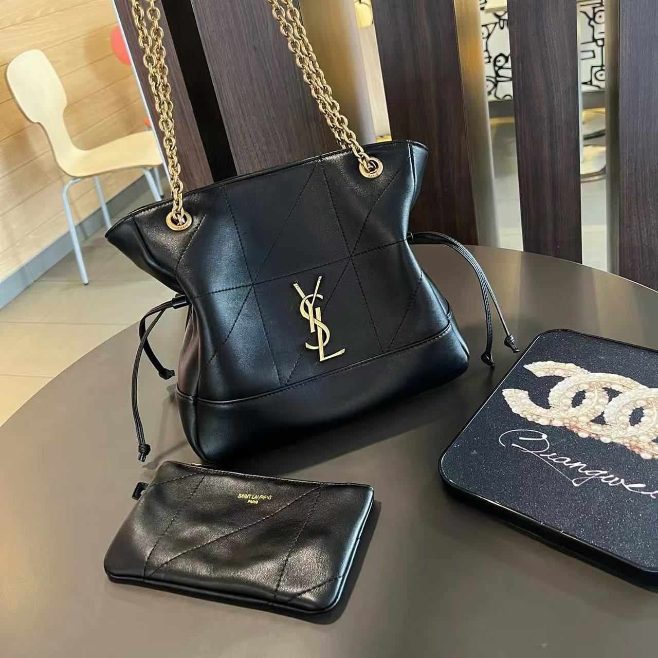 YSL 牛革チェーンバッグ【50％割引+送料無料】