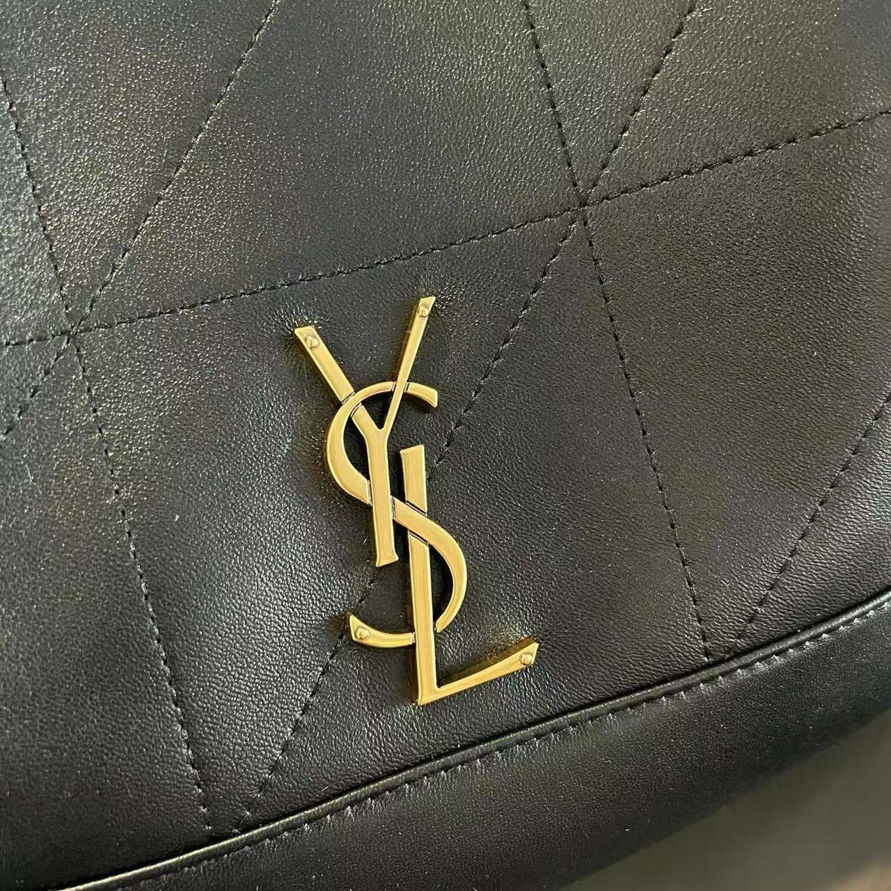 YSL 牛革チェーンバッグ【50％割引+送料無料】