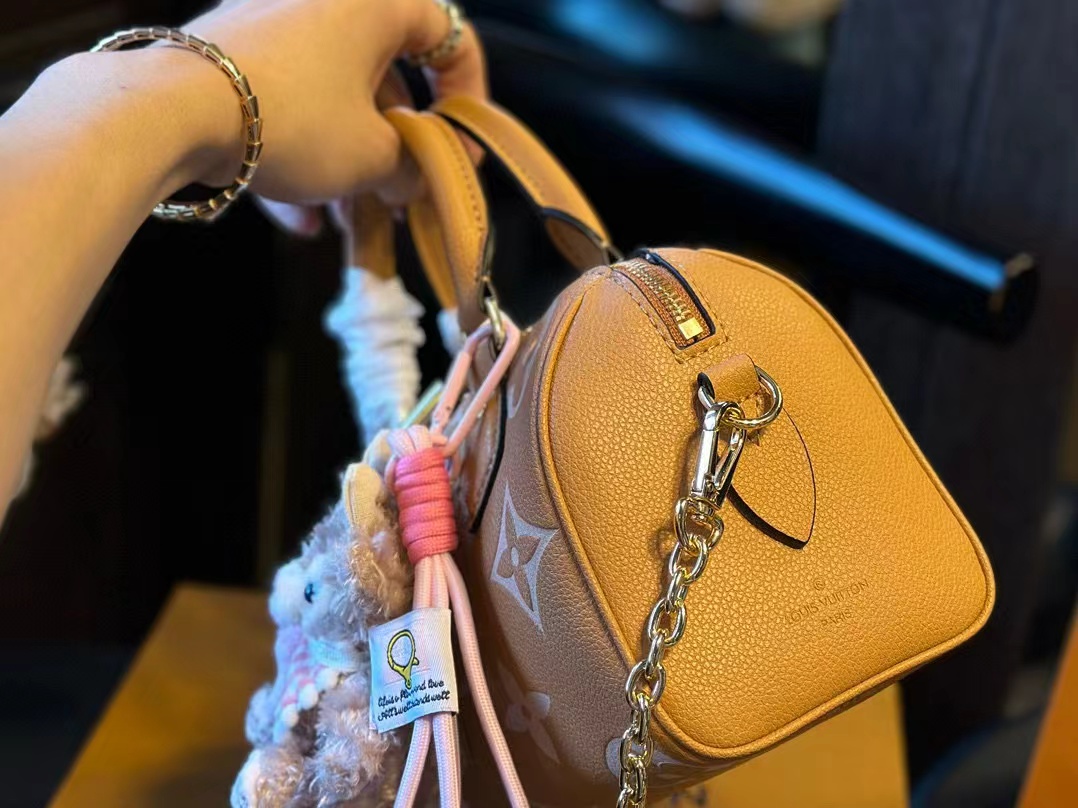 LV Speedy 牛革ハンドクロスボディバッグ【50％割引+送料無料】