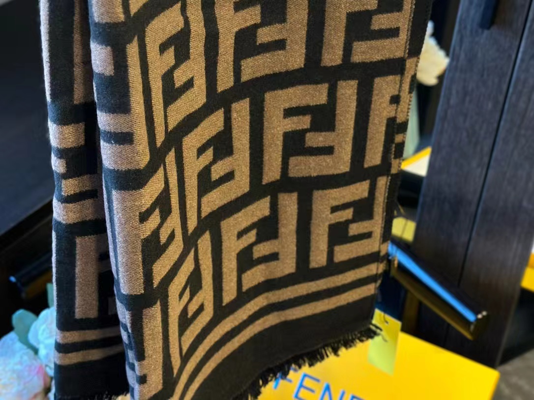 FEND1 FF カシミアスカーフ【50％割引+送料無料】