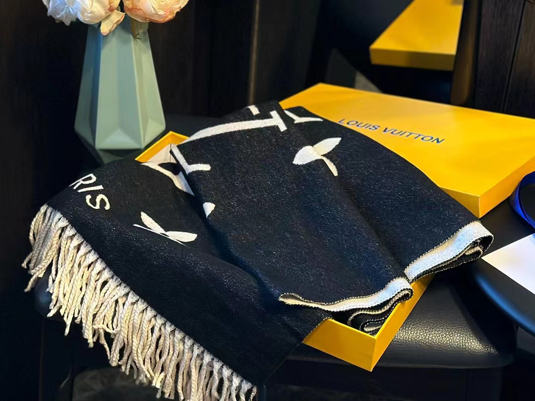 LV 四つ葉のクローバー カシミヤ フリンジスカーフ B【50％割引+送料無料】