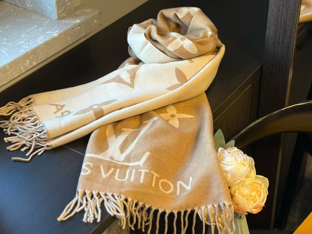 LV 四つ葉のクローバー カシミヤ フリンジスカーフ B【50％割引+送料無料】