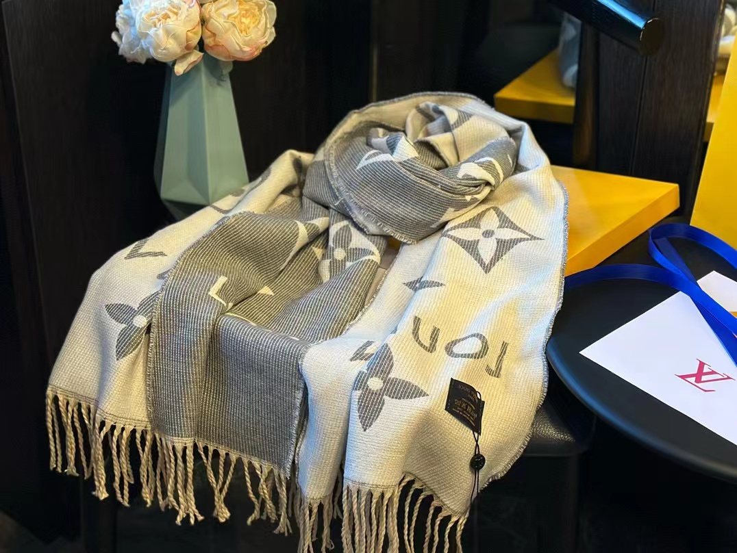 LVジャカード両面カシミヤ【50％割引+送料無料】